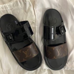 Louis Vuitton Black and Brown Sandals